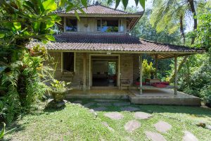 Two Storey Family Bungalow